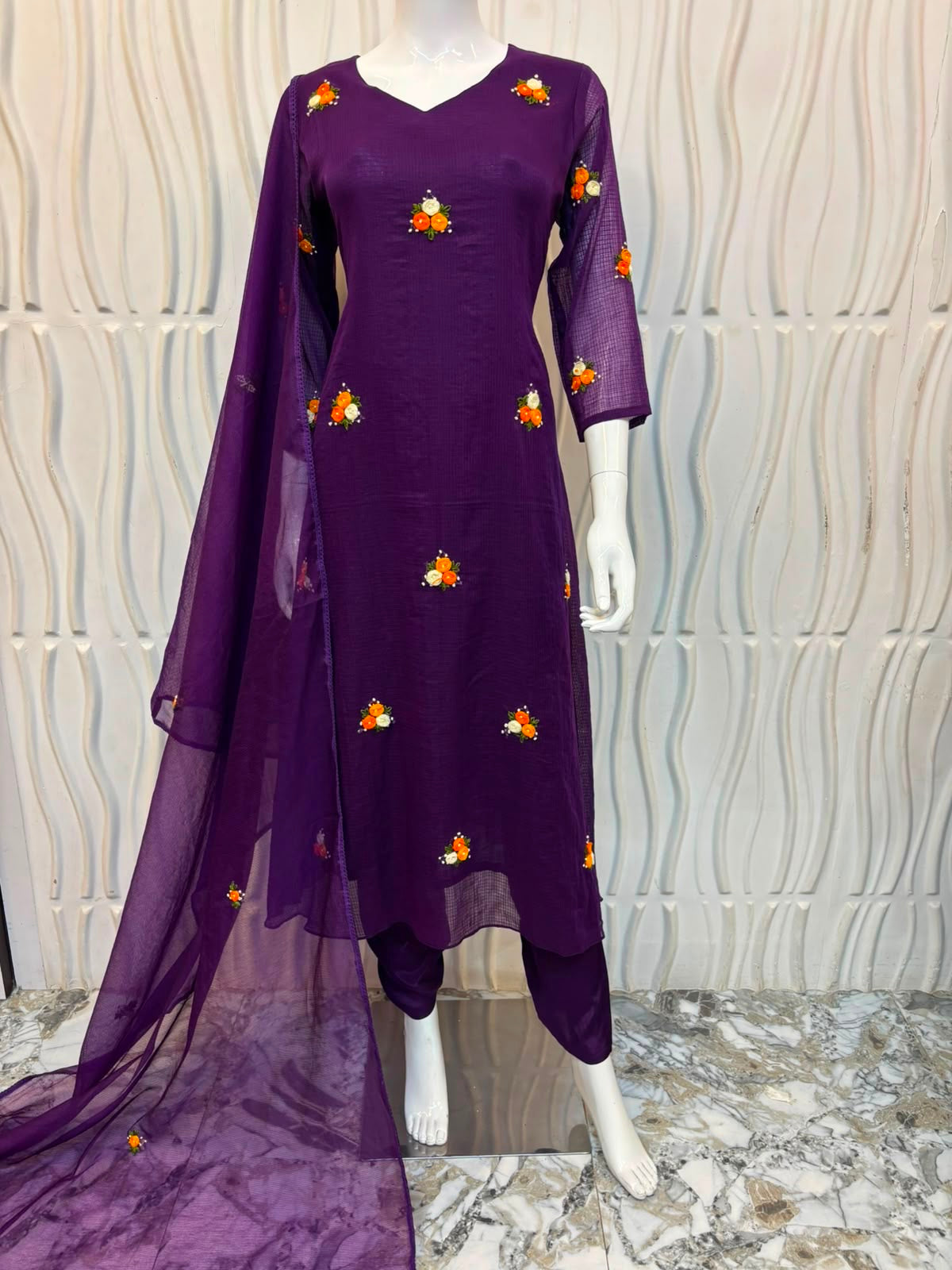 Plum Floral set